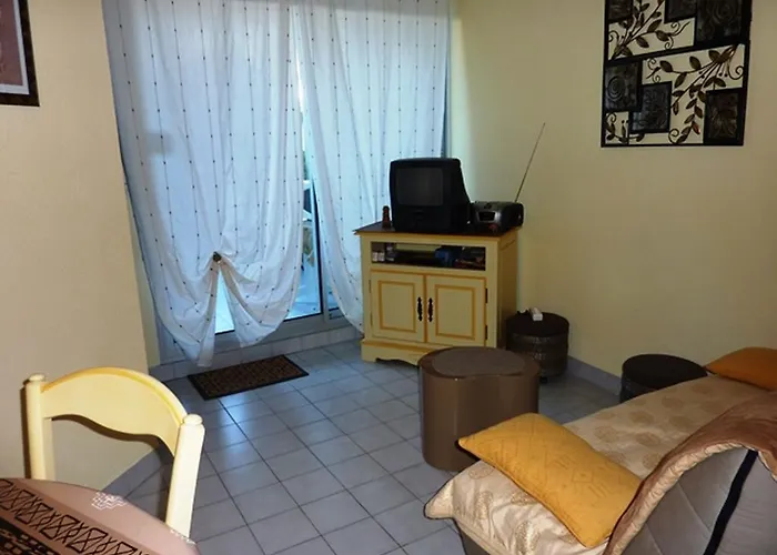 Vittoria Immobilier 6 -reglement Sur Place - Cheques Acceptes *