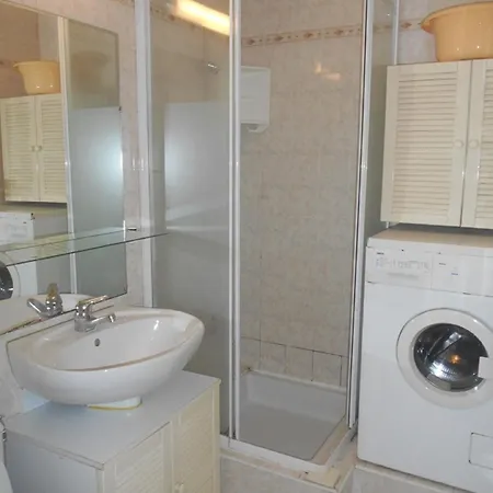 Vittoria Immobilier 6 -reglement Sur Place - Cheques Acceptes Apartman *